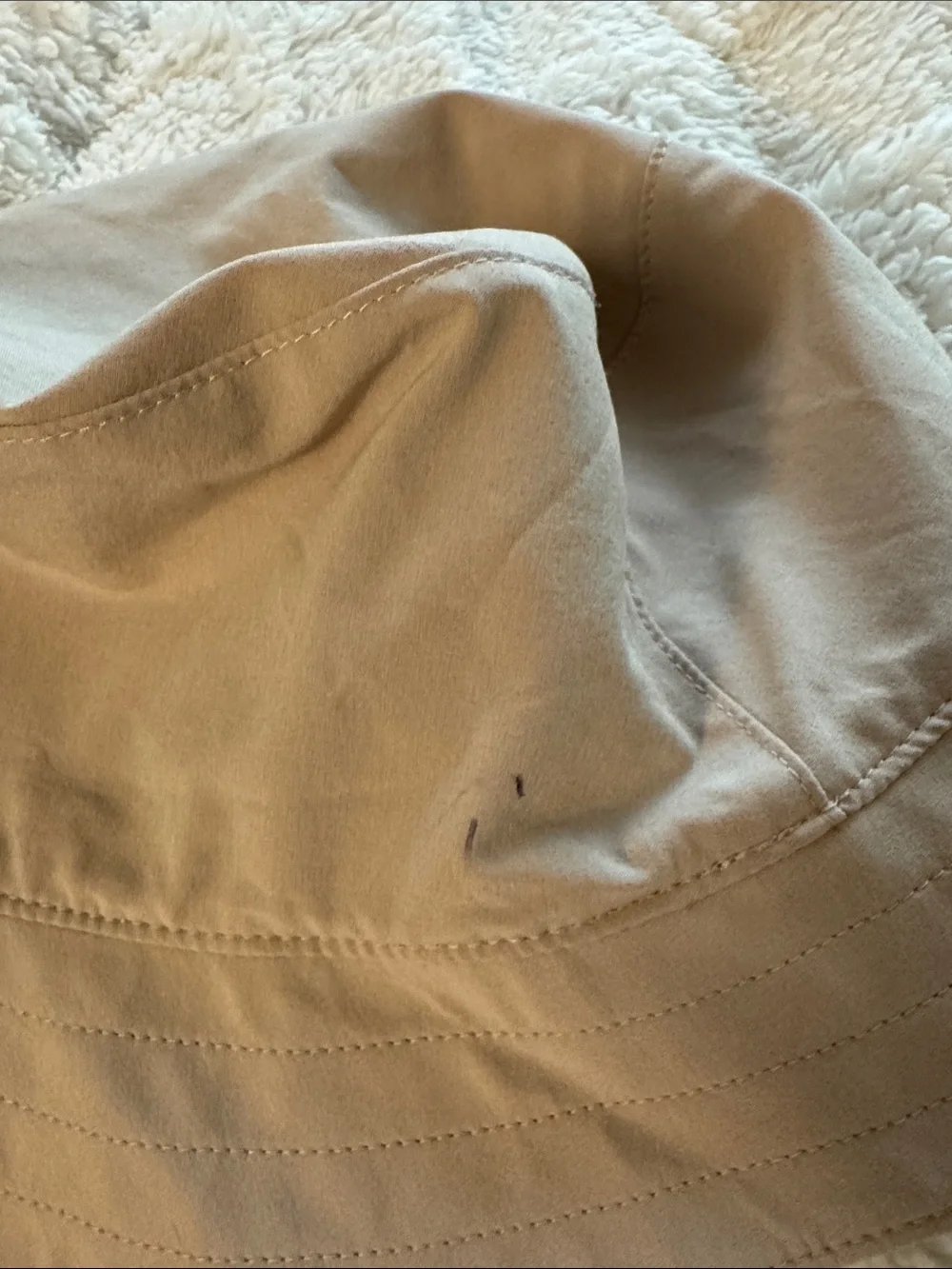 lululemon athletica Reversible Bucket Hat in Beige/Tan